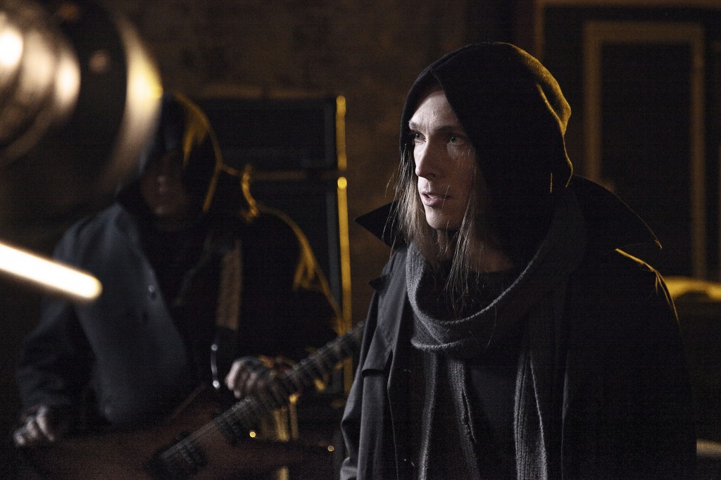 Ville at Illuminated video set